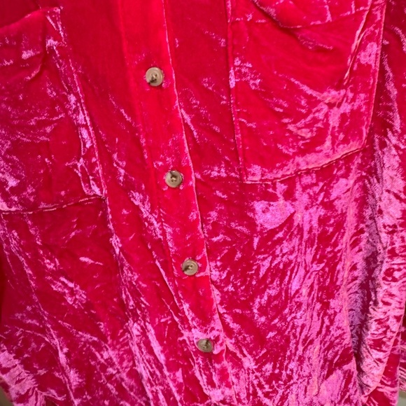 Anthropologie Pilcro Mara Relaxed Velvet Button Down Shirt Pink Size 6 - Picture 3 of 8